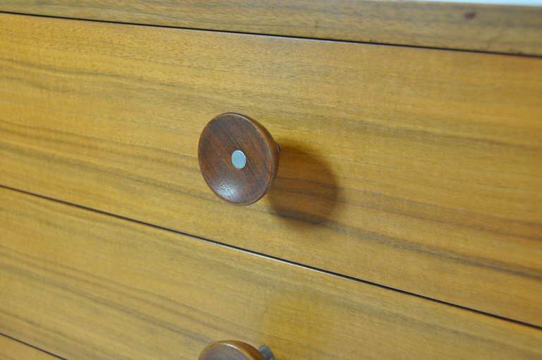 George Nelson for Herman MIller Dresser In Good Condition In Turners Falls, MA