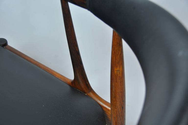 Pair of Sculptural Rosewood Danish Chairs 3