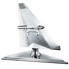 Dramatically Designed Aeronautical Sculpture