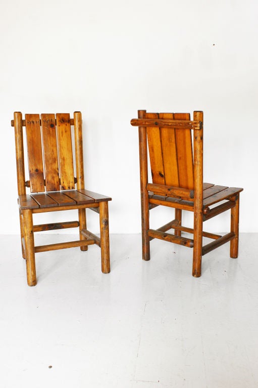 Varnished American Camp Lodge Table and Chairs