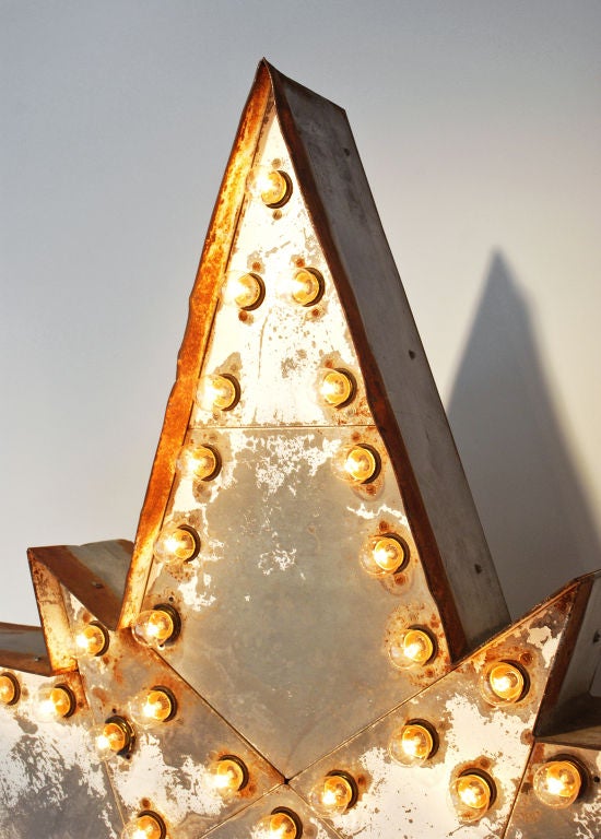 American Massive Lighted Roadside Star Sign