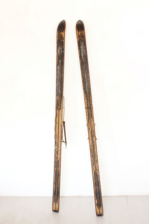 Pair of Vintage Patriotic Snow Skis at 1stdibs