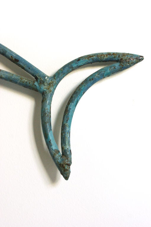 Eisen Schwertfisch, entworfen von einem Bauern aus Nebraksan, ca. 1940er Jahre (Mitte des 20. Jahrhunderts) im Angebot
