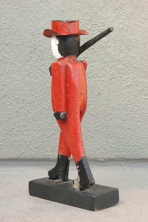 Intaglio Folk Art Hunter, anni '30 circa In condizioni buone in vendita a Santa Monica, CA