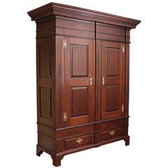 Bold Walnut Chippendale Shrank
