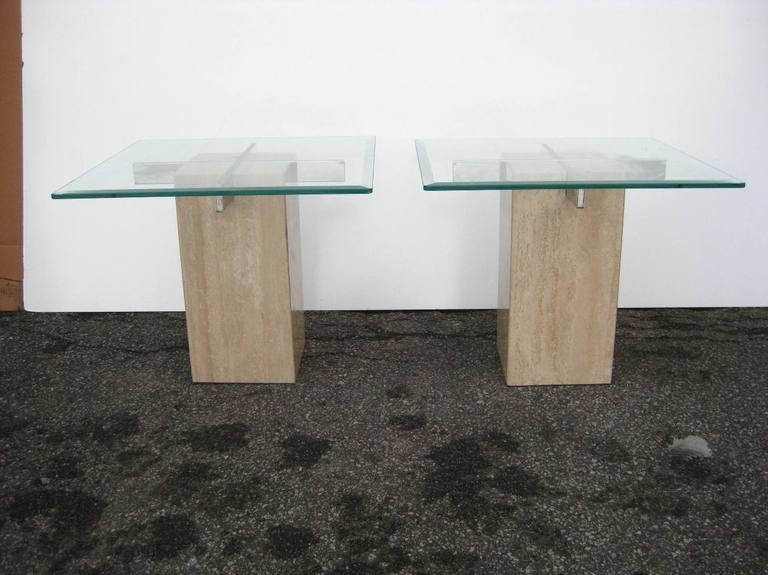 Mid-Century Modern Pair of Signed Marble Pedestal End Tables For Sale
