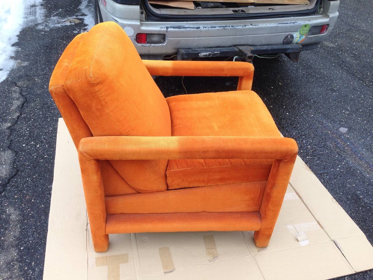Very comfortable, stylish Mid-Century Modern and a great conversation piece, with hide away head and leg rest features, just a great piece. Upholstery service available.