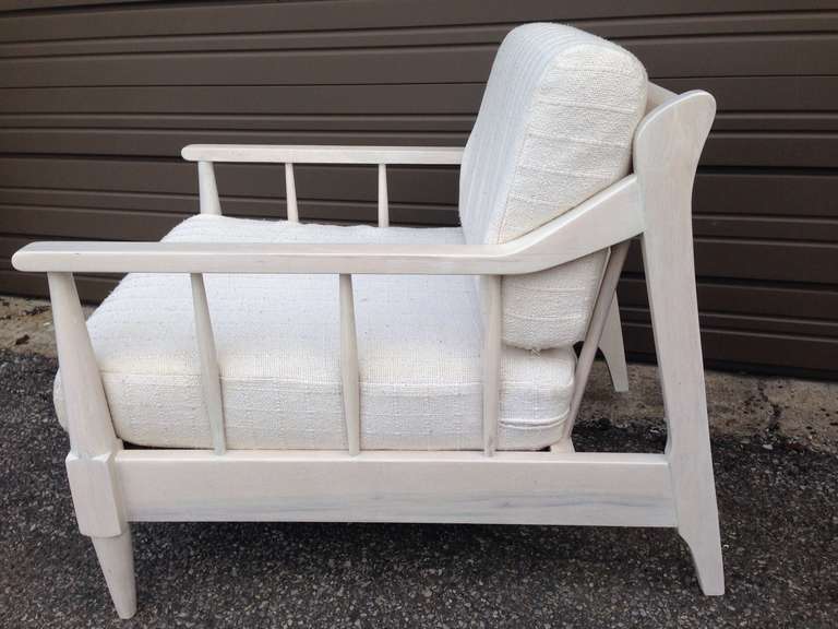 Mid-Century Modern Pair of White-Washed Lounge Chairs