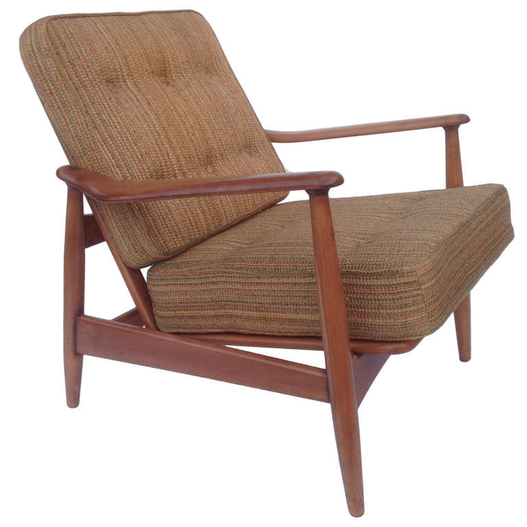 Adjustable Reclining Chair in the style of Finn Juhl For Sale