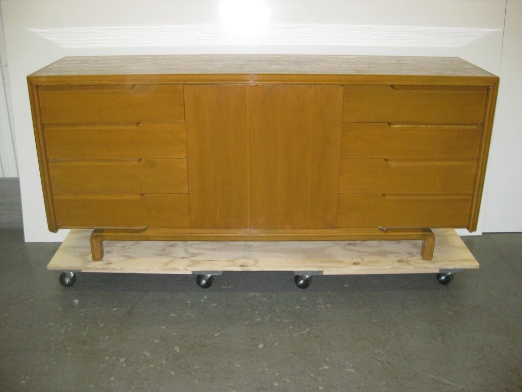 Spectacular Edmond Spence floating dresser, sideboard, commode, European Mid-Century Modern piece fabricated and made in Sweden, this sideboard / server buffet can also be used as dresser or chest of drawers, with nine drawers and one shelf behind