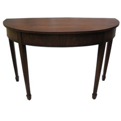 Demilune Console