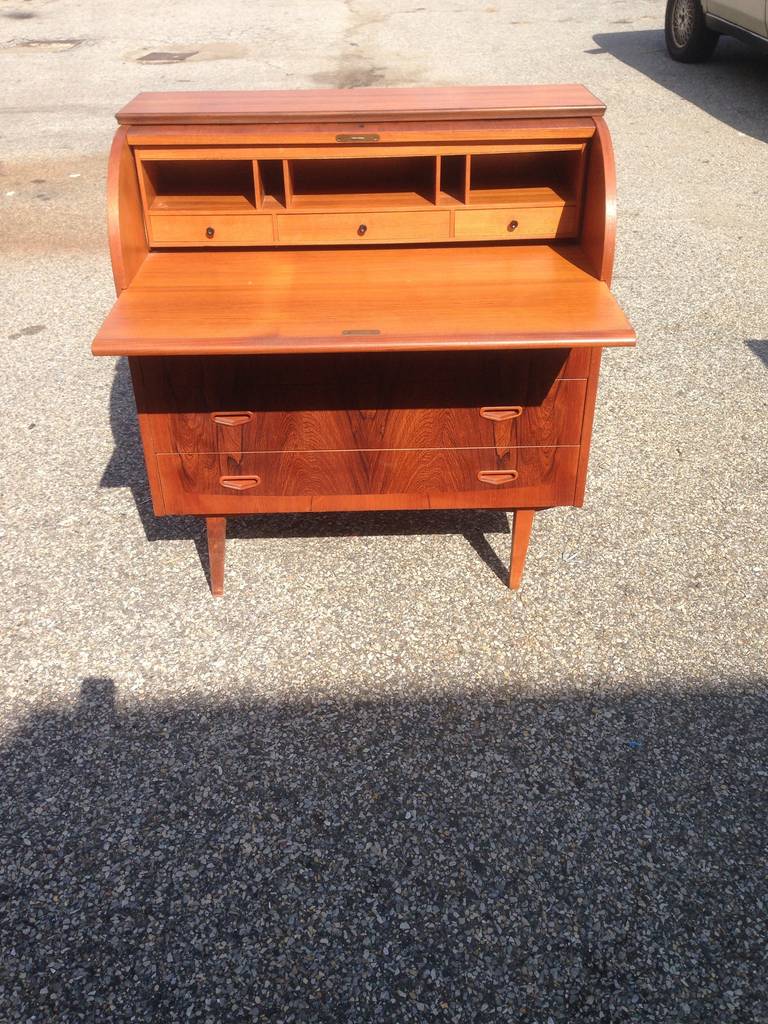 Mid-Century Modern secretary writing desk and dresser with organizer roll top that swings up away a into hideaway, with beautiful inlay wood work.