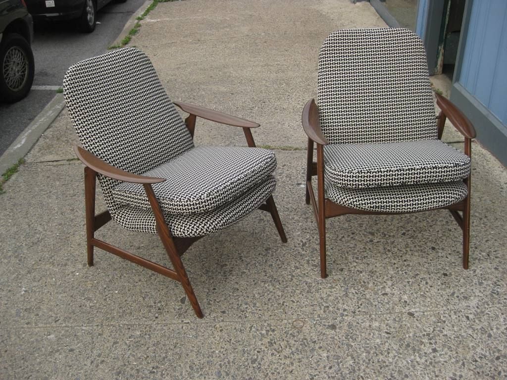 Pair of upholstered Danish lounge chairs, arm height 22.