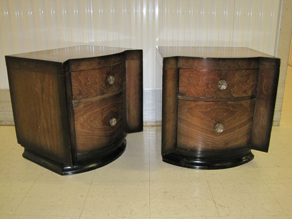 High Style Art Deco Bedside End Tables In Excellent Condition In Bronx, NY