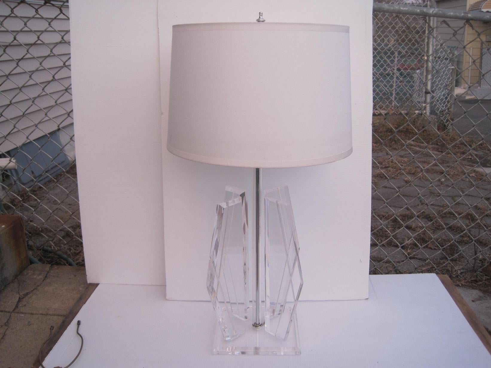 Pair of Exceptional Lucite Table Lamps For Sale