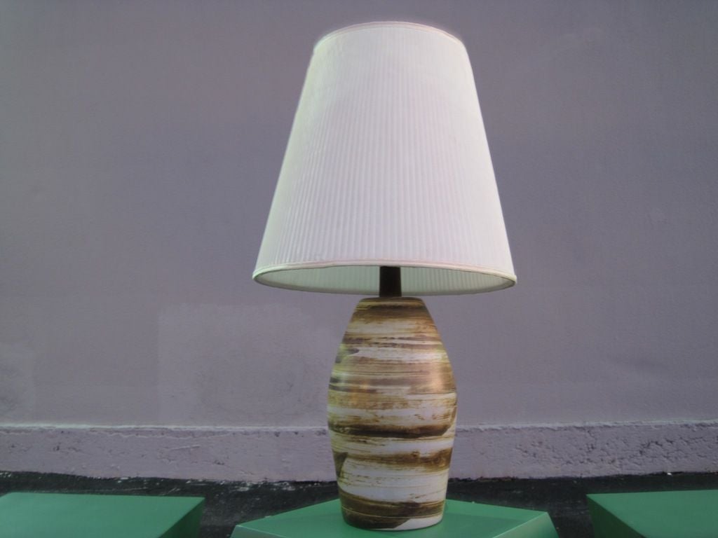 Single Martz Medium Size Lamp