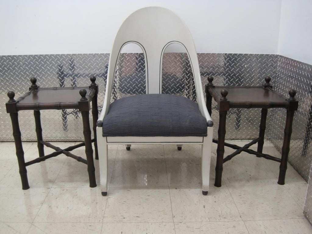 Mid-Century Modern Stylish Set of Three Spoon Back Slipper Chairs