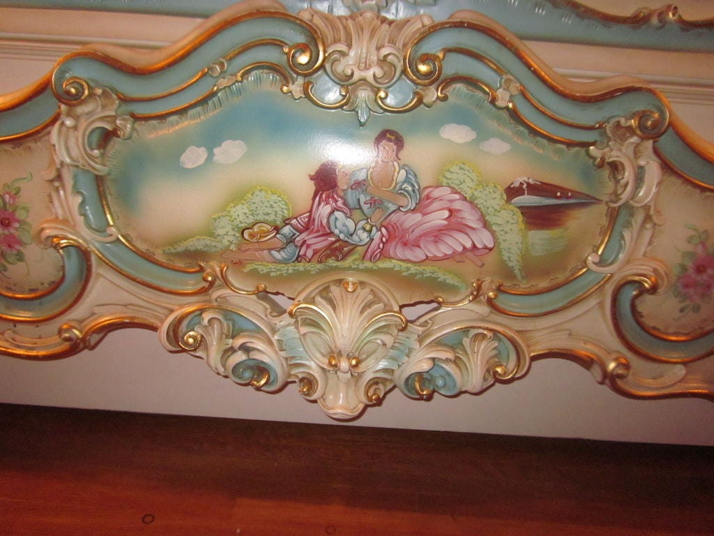 Vintage Italian Venetian Bed 1