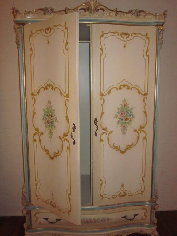 Vintage Italian Venetian Armoire 5