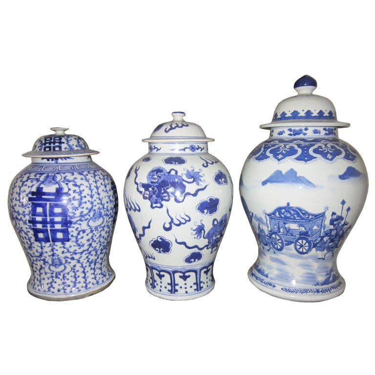 19c Collection of Chinese Blue and White Ginger Jars For Sale