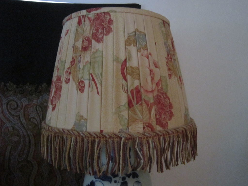 Vintage Chinese Blue Vase Lamp