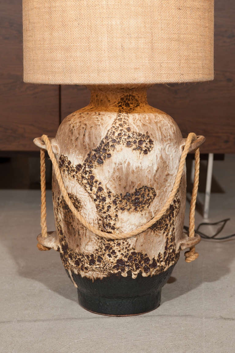 Belgian Moderne Table Lamp in ceramic For Sale 1