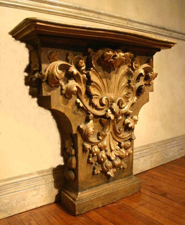 Carved Console In Good Condition In Mississauga, ON