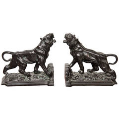 Pair of Lion Form Bookends
