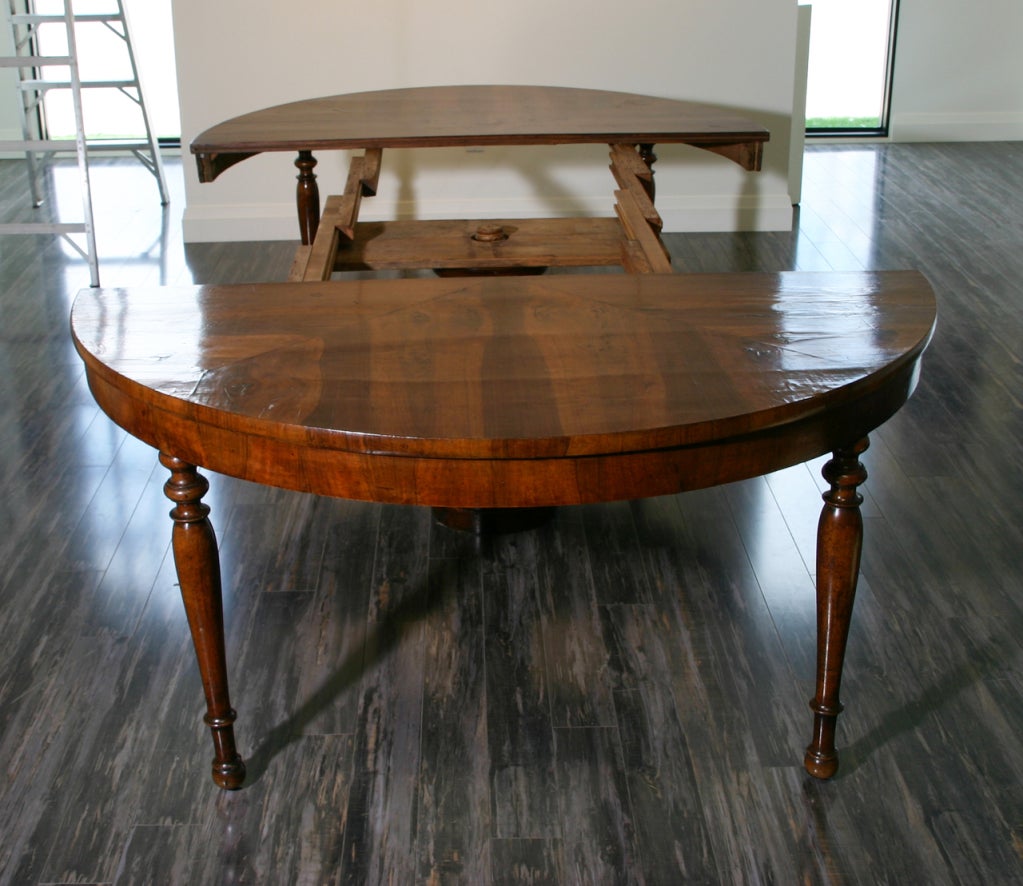 19th Century Italian Dining Table For Sale