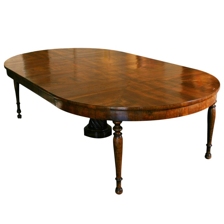 Italian Dining Table For Sale at 1stDibs