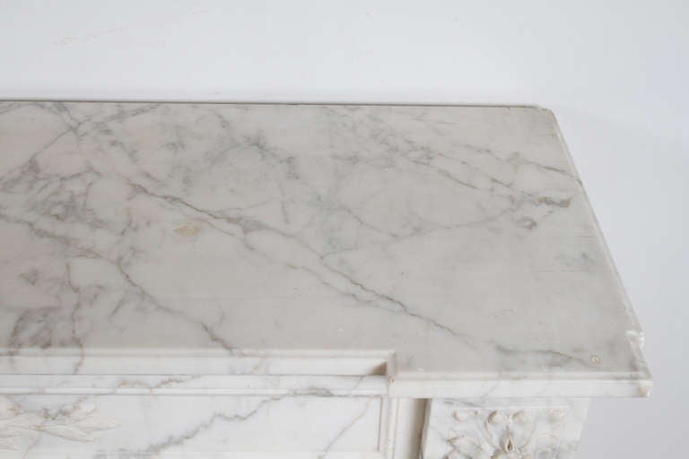 White and Grey Louis XVI Style Marble Mantel For Sale 2