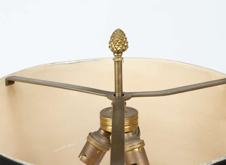 Bronze Elegant  Lampe de table attribuée à la Maison Charles en vente