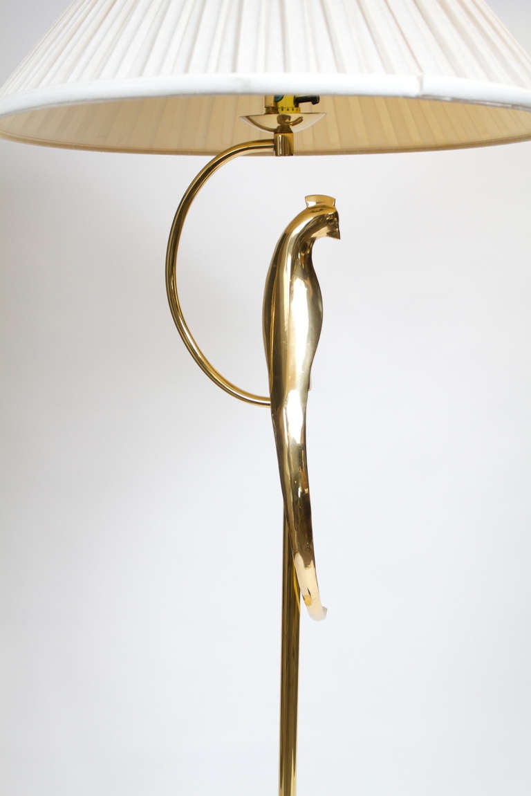 20th Century Elegant Brass Floor Lamp