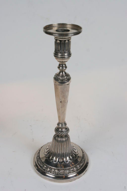 Beautiful pair of Neoclassical 916/1000 style silver candlesticks, hallmarked Lisbon Ferreira Marques.
