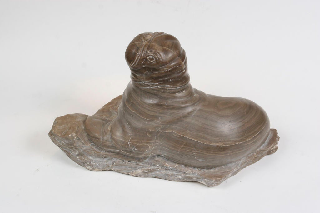 Onyx Walrus Sculpture In Good Condition For Sale In Montreal, QC