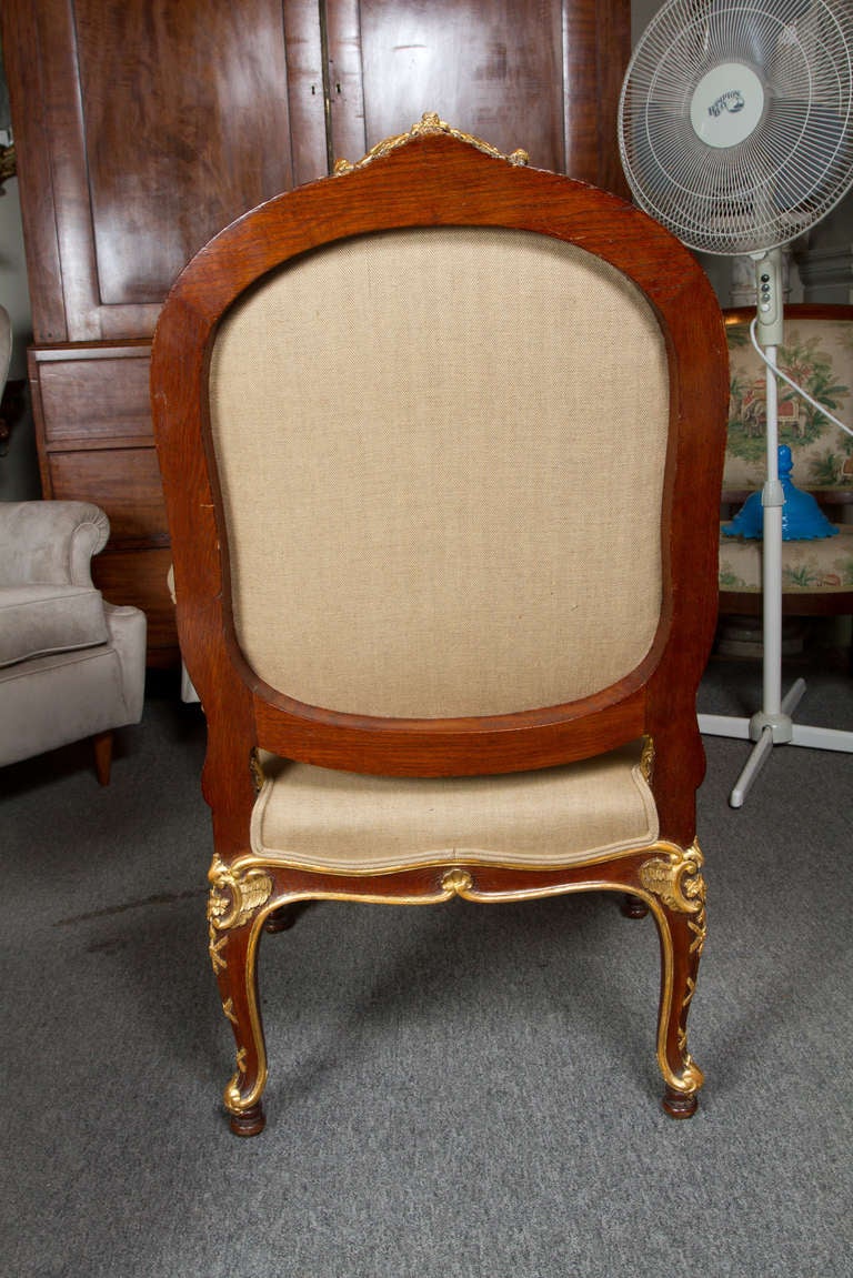 Pair of Louis XV Armchairs In Excellent Condition For Sale In Montreal, QC