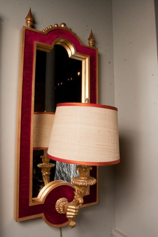 Mid-20th Century Pair of Giltwood Sconce-Mirrors