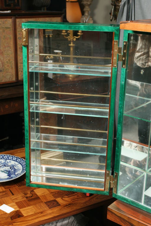 Rosewood Rare Mid Century Bar Cabinet by Aldo Tura