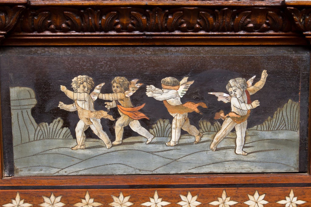 Walnussholz-Spiegel mit Intarsien im Renaissance-Stil im Zustand „Gut“ in Montreal, QC
