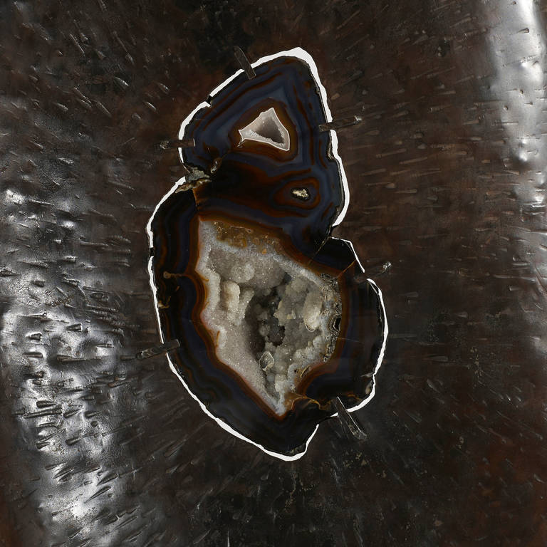 Stunning hammered and patinated iron and agate geode standing sculpture signed Y.S and dated 1974. A similar sculpture was presented at the Marc du Plantier exhibition at the Galerie Alonso Souza, Mexico 1962, France, circa 1960.