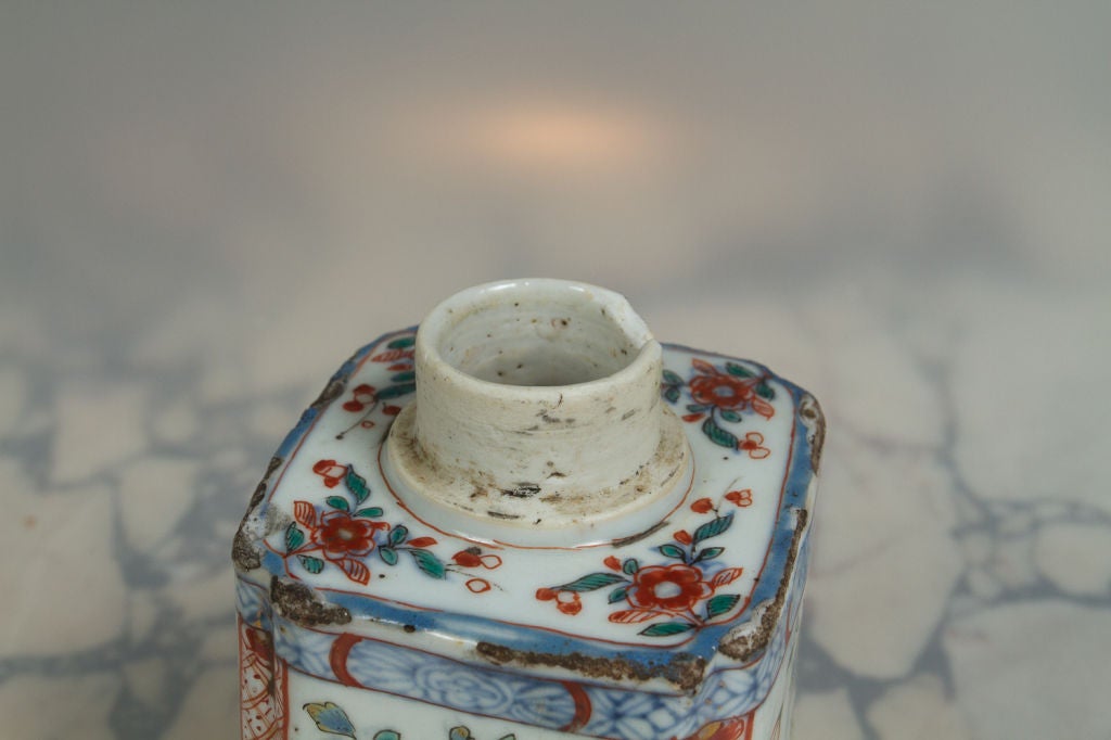 18th Century Chinese Export Porcelain Tea Canister 5