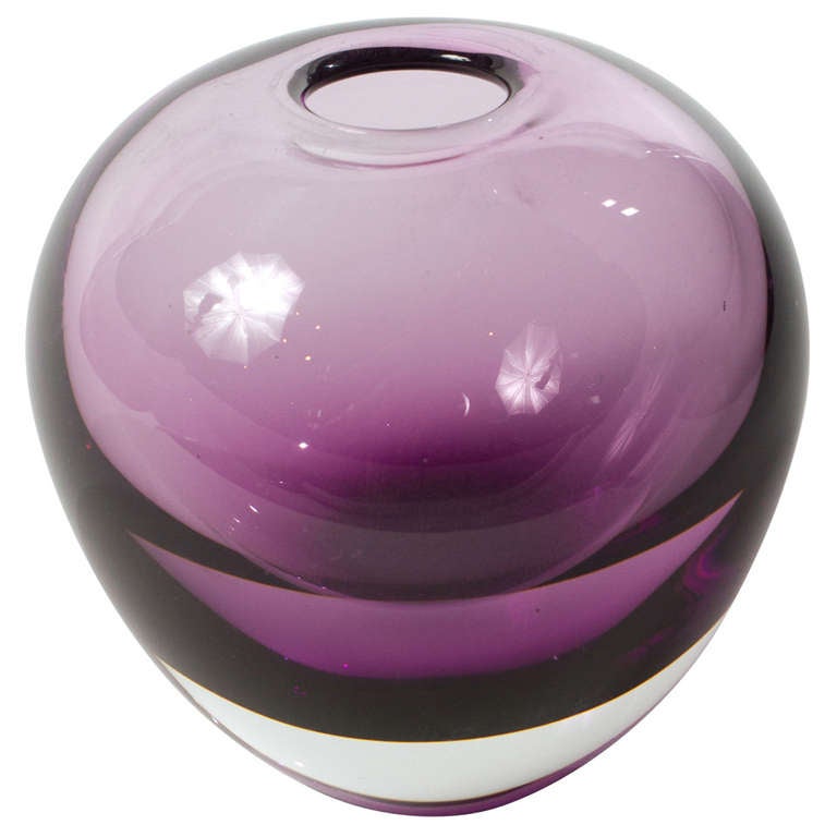 Blown Glass Italian Vase For Sale at 1stdibs