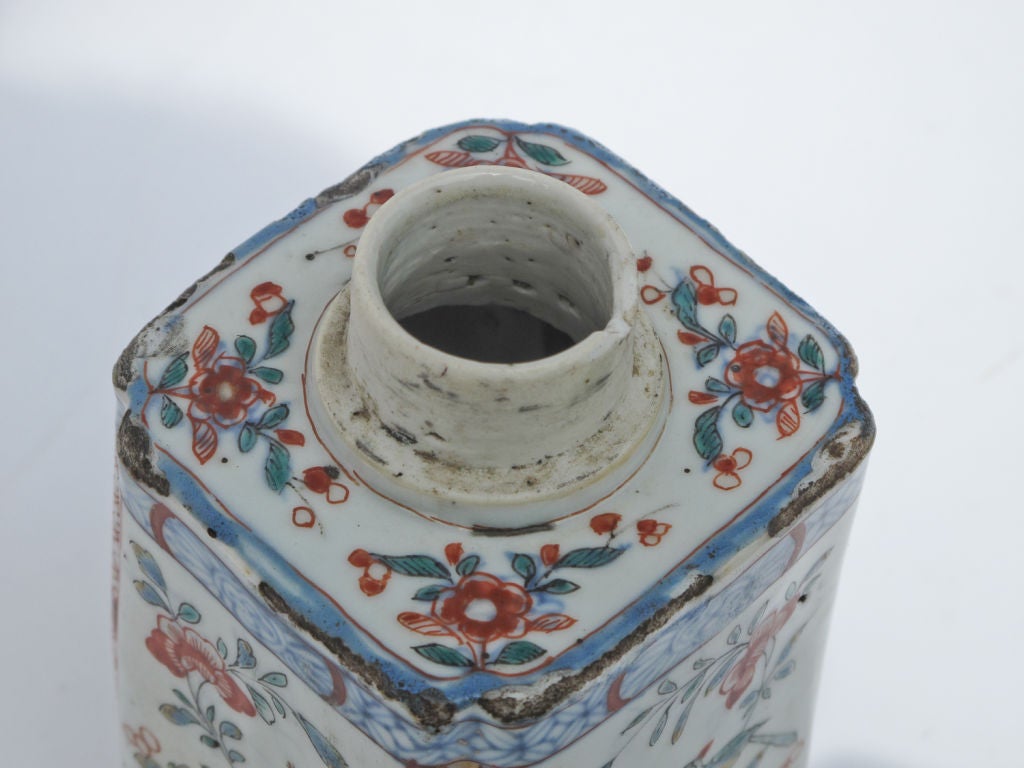 18th Century Chinese Export Porcelain Tea Canister 4