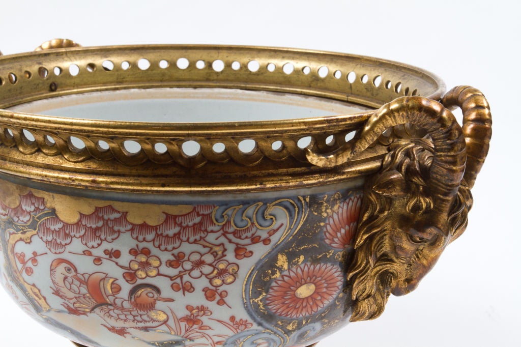 18th Century and Earlier Beautiful 18th Century Imari Bowl
