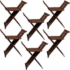 Juego de seis taburetes rústicos de madera de haya