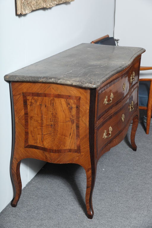 18th Century Italian Rococo Olivewood Commode 4