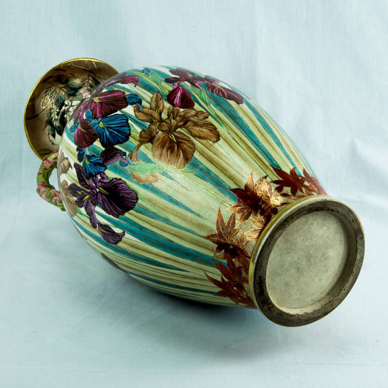 19th Century Beautiful Art Nouveau Antique Satsuma Double Handle Floral Pottery Vase 