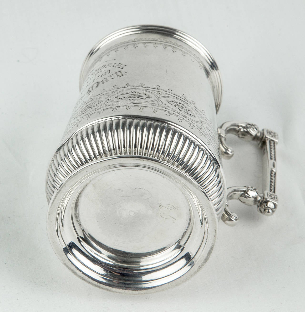 Antique Victorian Sterling Silver Christening Mug In Excellent Condition In Montreal, QC