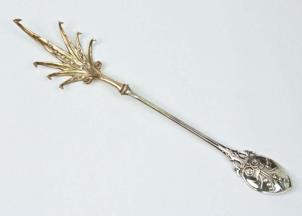 Antique Gorham Lily of the Valley Sterling Silver Lettuce Serving Fork
An exceptionally beautiful design shows to full advantage on this 10 ¼” long Serving Fork. Lily of the Valley design repeated on the gilt bowl with fluted sharp tines. The back