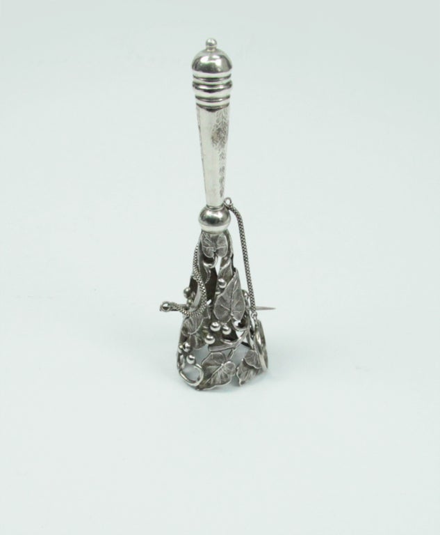 Antique Silver Tussie Mussie Posey Holder
Rare Victorian Antique Sterling Silver Tussie Mussie Posey Holder; conical shaped 